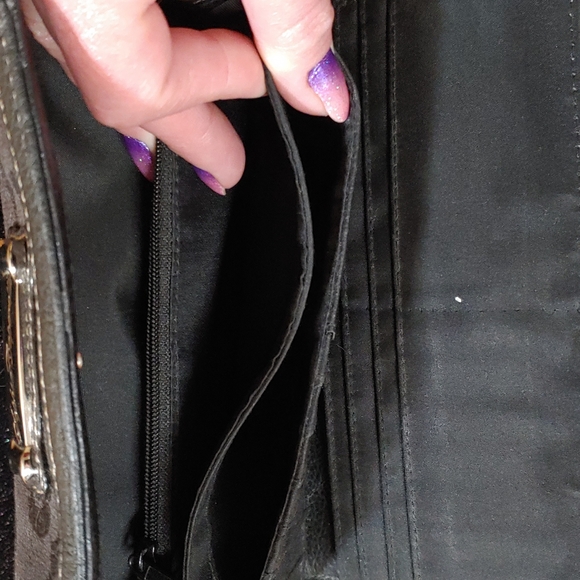 Sophia Caperelli Large Wallet - Picture 11 of 15